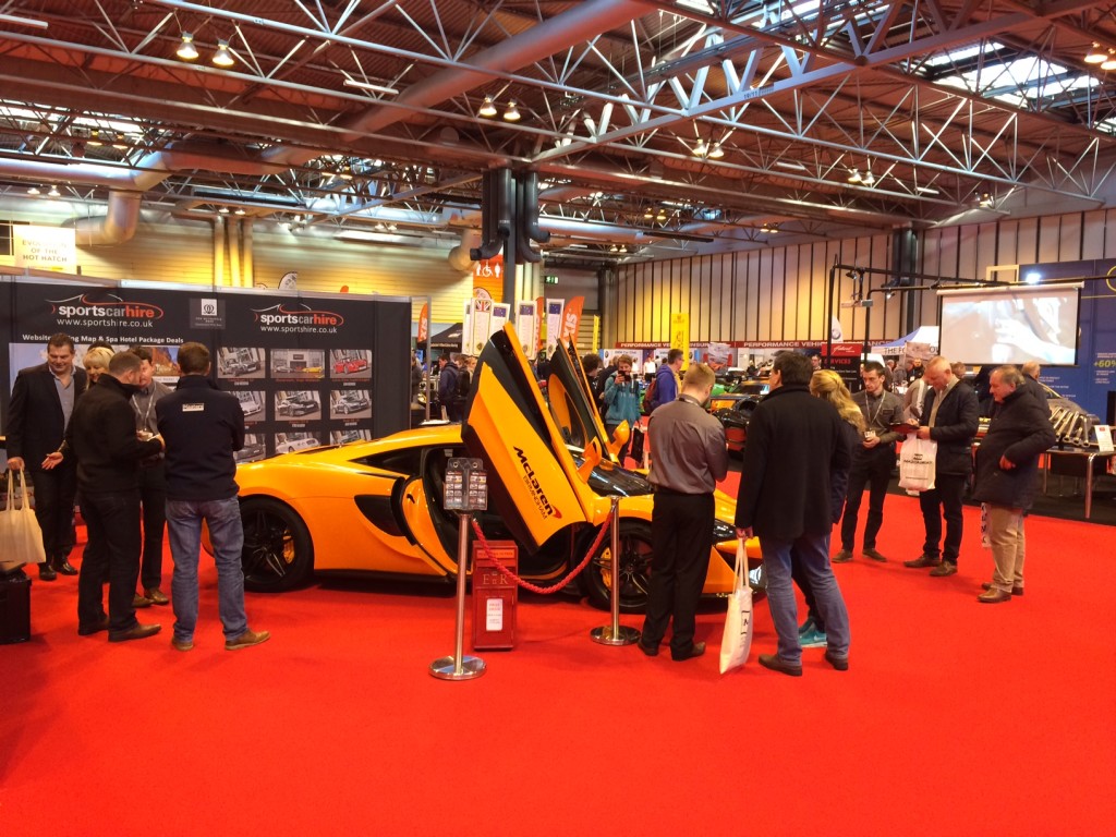 Mac Autosport.4