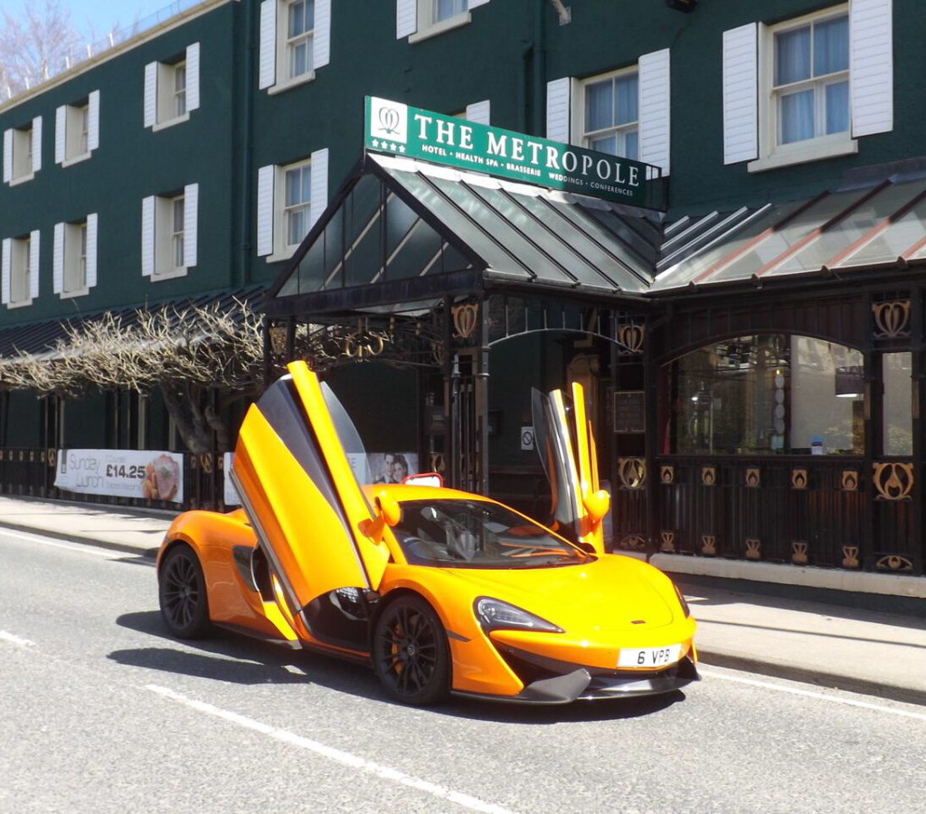 Mac at Metropole 1